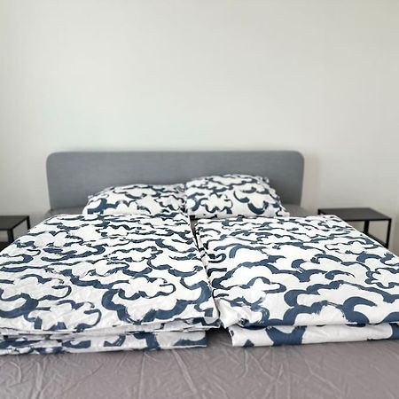 Ferienwohnung Huoneisto Juna Aseman Vieressae Vantaa Exterior foto